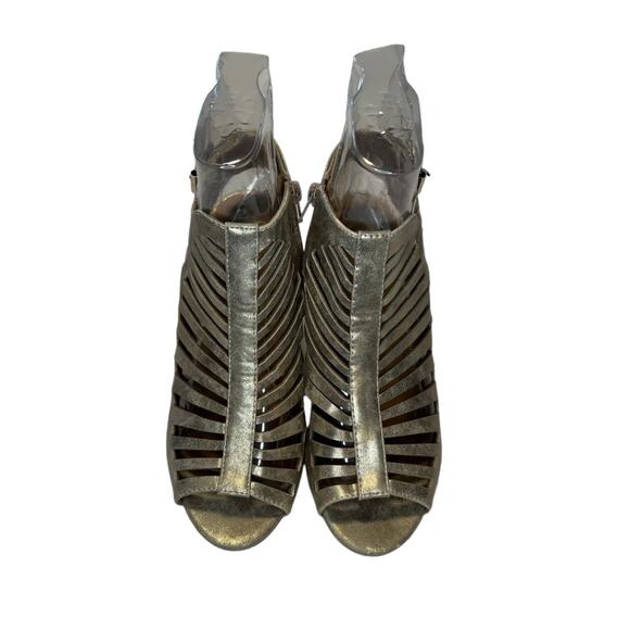 Heart in D Women's Metallic Gold Cage Heel Sandals Size 10 Sling Back Open Toe - Picture 2 of 14